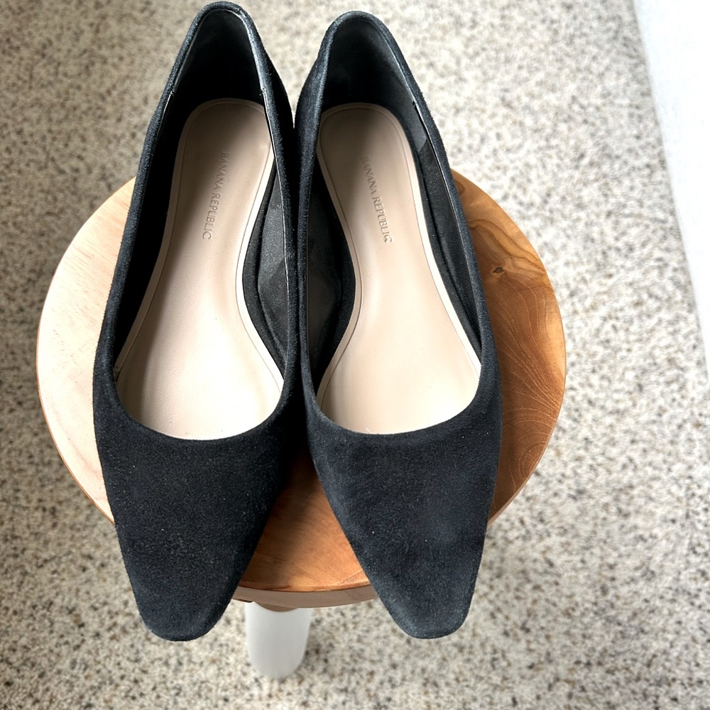 Banana Republic Black Suede Pointed toe flats
